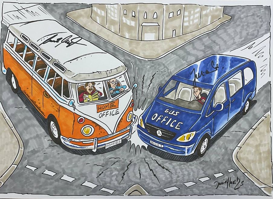 Home Office meets Bus Office