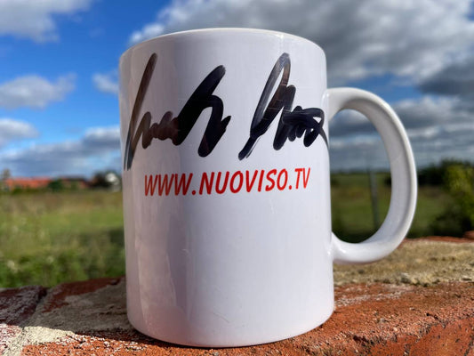 NuoViso Tasse - Handsginiert von Frank Höfer
